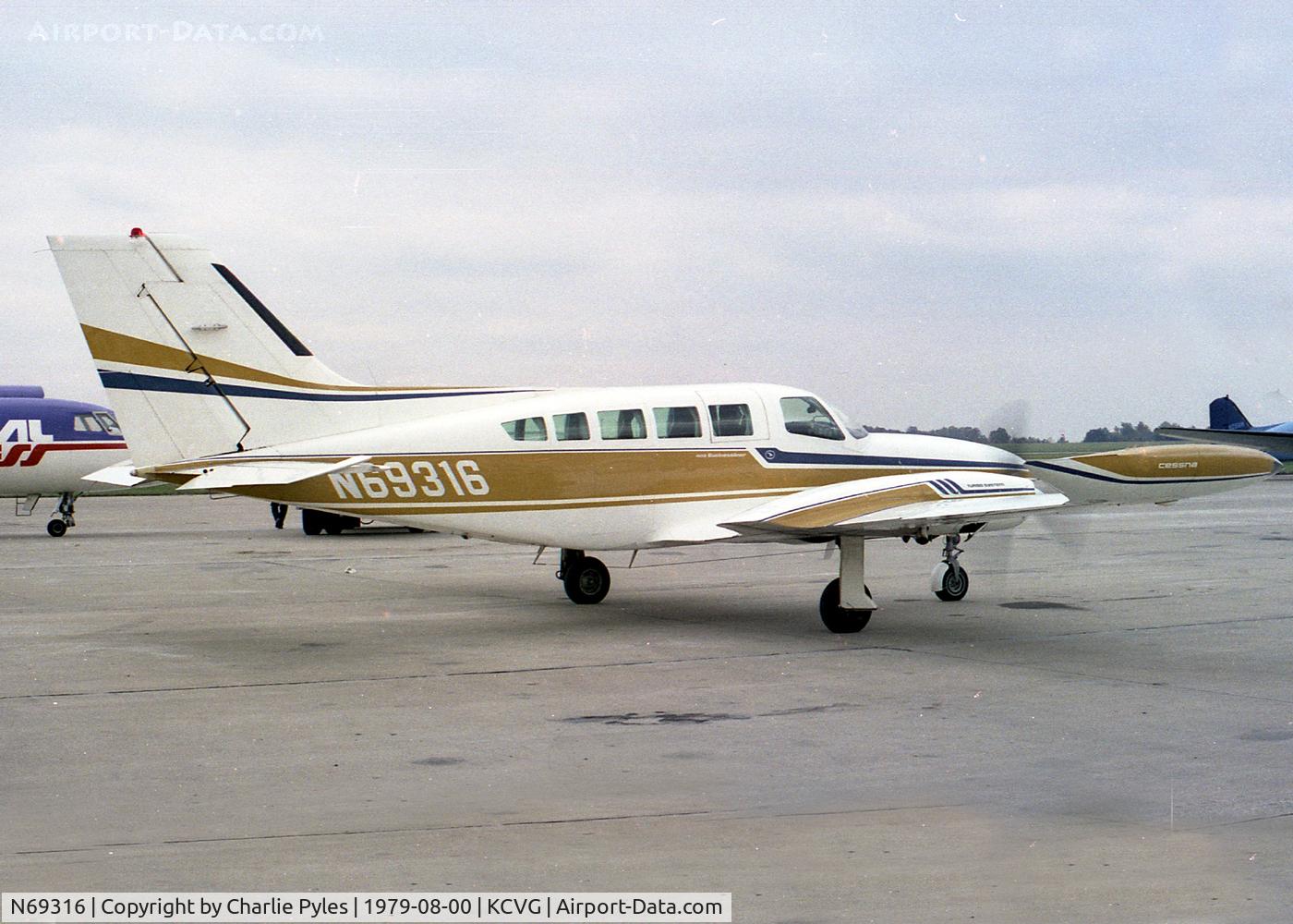 N69316, 1973 Cessna 402B C/N 402B0433, This airplane was owned by Steve Hanifin and was one of he first airplanes operated by Wings Airlines...predecessor to Comair.