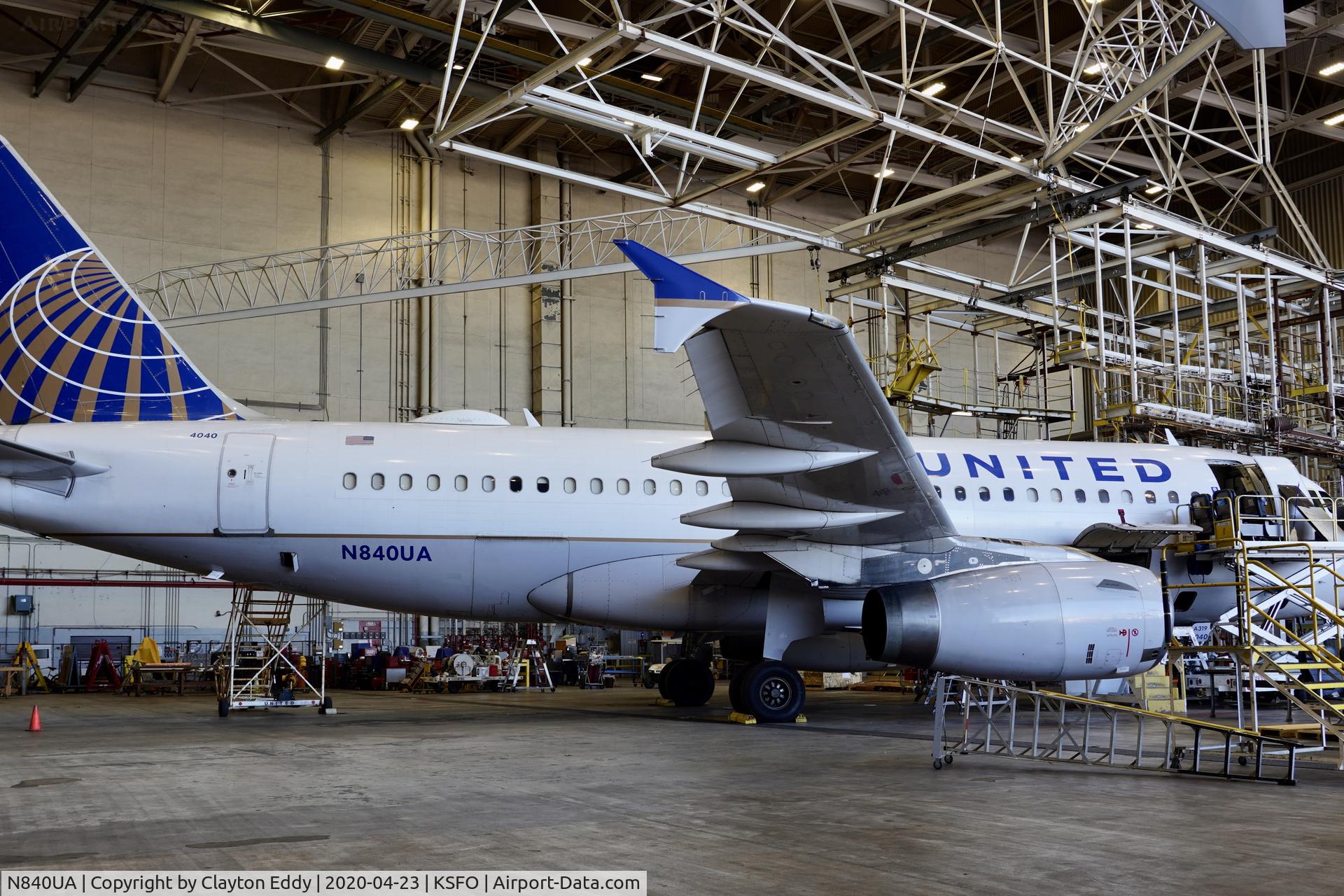 N840UA, 2001 Airbus A319-131 C/N 1522, SFO 2020.