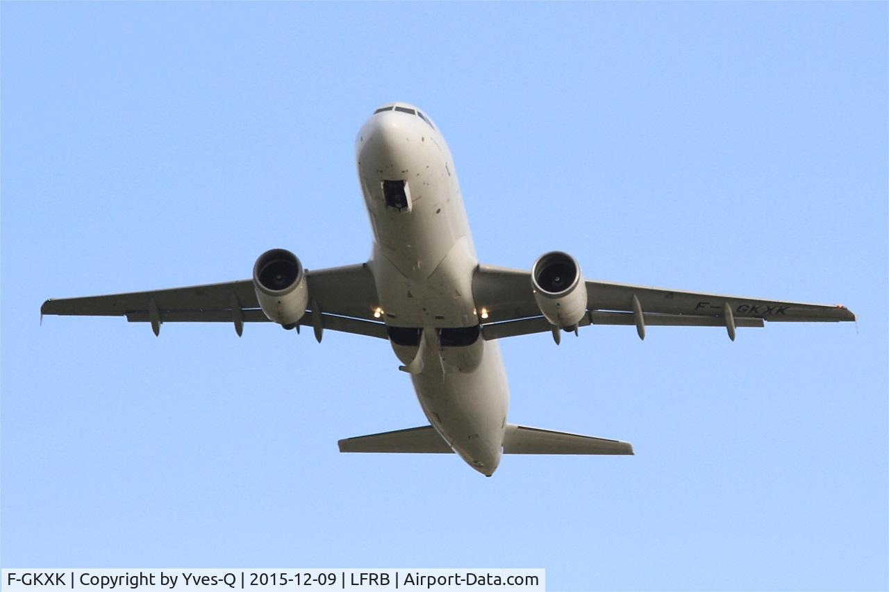 F-GKXK, 2003 Airbus A320-214 C/N 2140, Airbus A320-214, Climbing from rwy 25L, Brest-Bretagne airport (LFRB-BES)