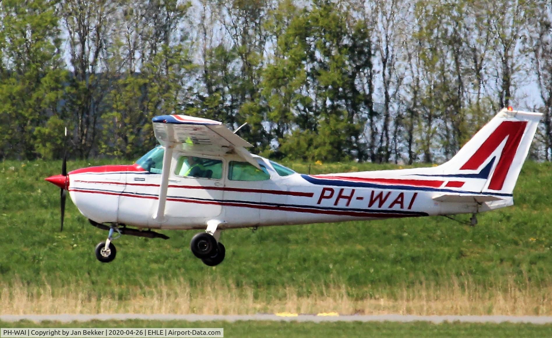 PH-WAI, Reims F172M Skyhawk C/N 0961, Lelystad Airport
