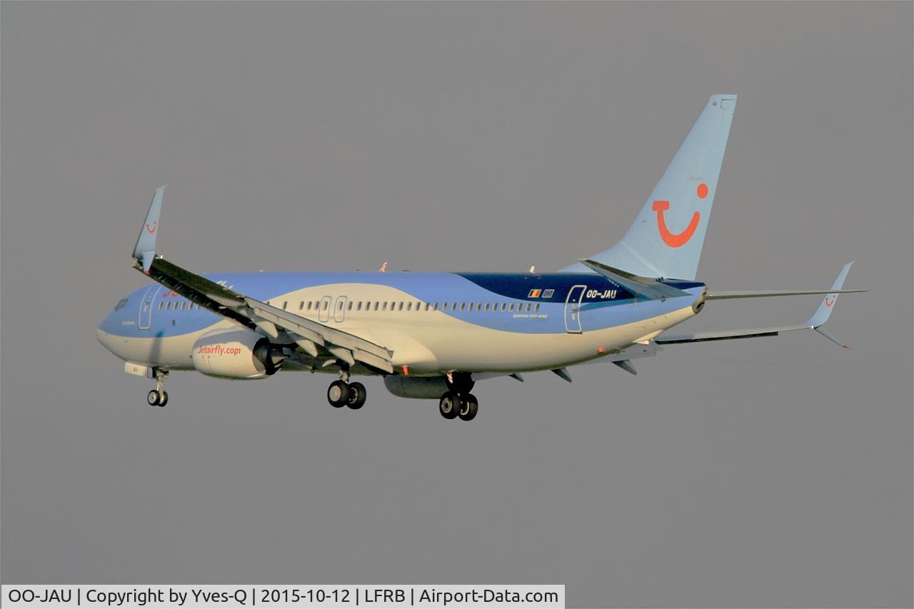 OO-JAU, 2013 Boeing 737-8K5 C/N 37250, Boeing 737-8K, On final rwy 25L, Brest-Bretagne airport (LFRB-BES)