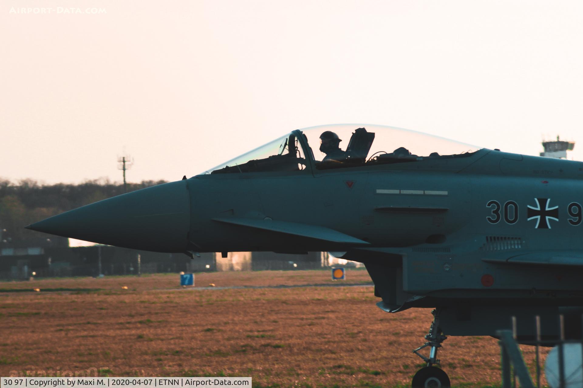 30 97, Eurofighter EF-2000 Typhoon S C/N GS075, Eurofighter Typhoon taxi to runway 25