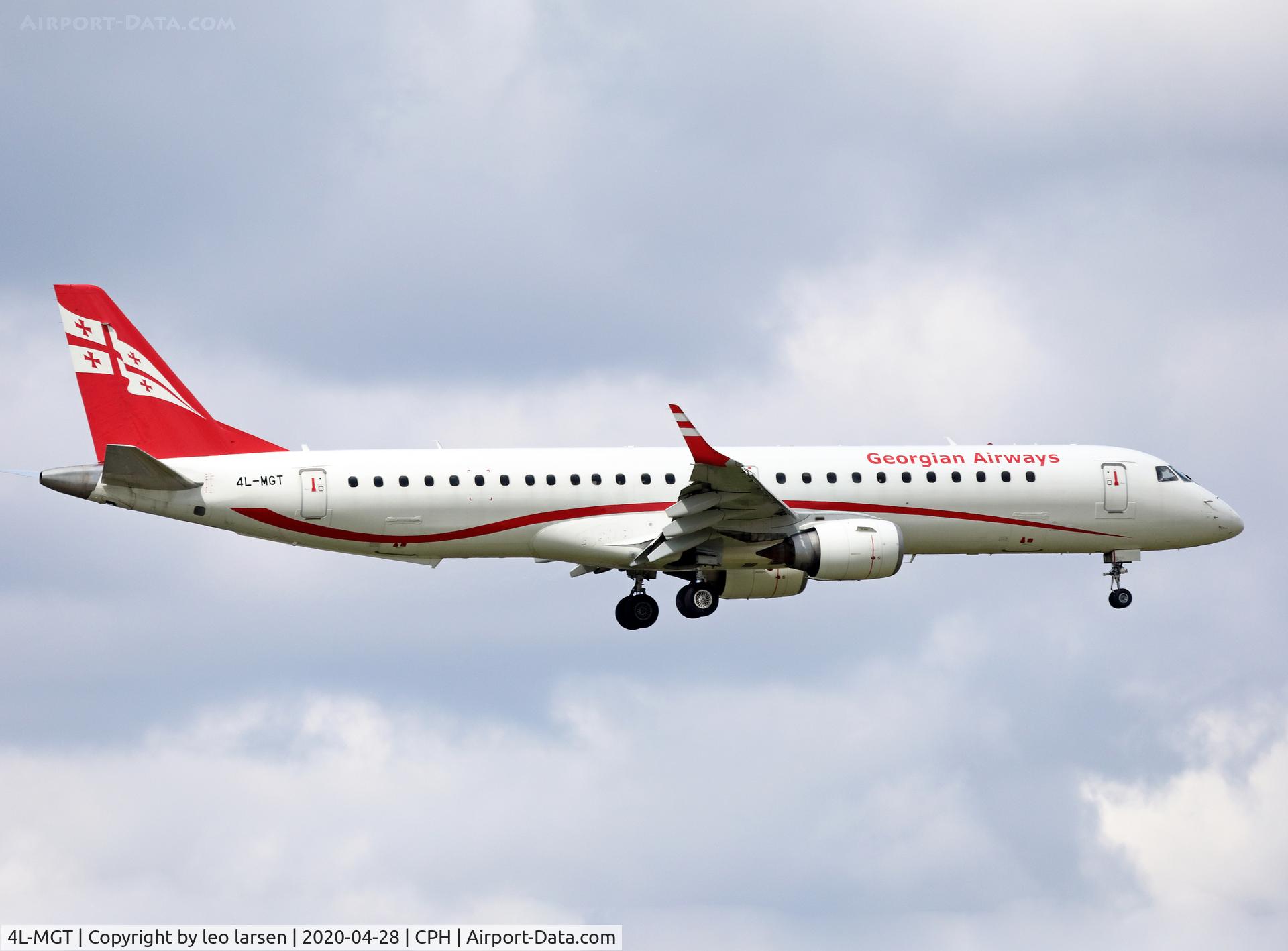4L-MGT, 2006 Embraer 195LR (ERJ-190-200LR) C/N 19000029, Copenhagen 28.4.2020