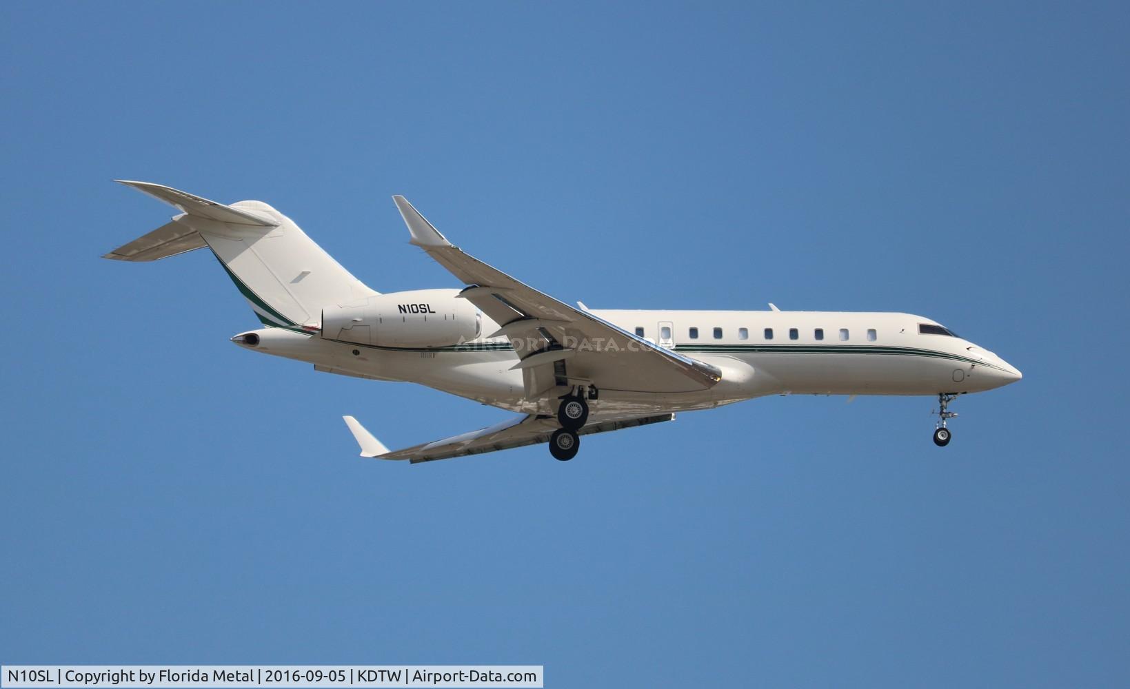 N10SL, 2006 Bombardier BD-700-1A11 Global 5000 C/N 9221, DTW spotting