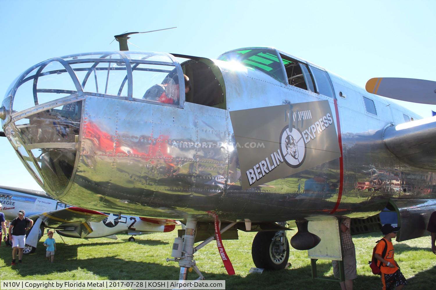 N10V, 1943 North American B-25H Mitchell C/N 98-21433, Air Venture 2017