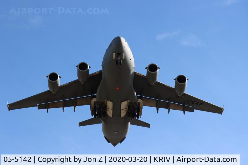 05-5142, 2005 Boeing C-17A Globemaster III C/N P-142, C-17 landing