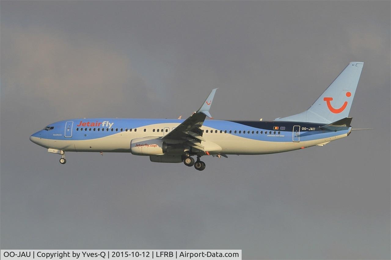 OO-JAU, 2013 Boeing 737-8K5 C/N 37250, Boeing 737-8K, On final rwy 25L, Brest-Bretagne airport (LFRB-BES)