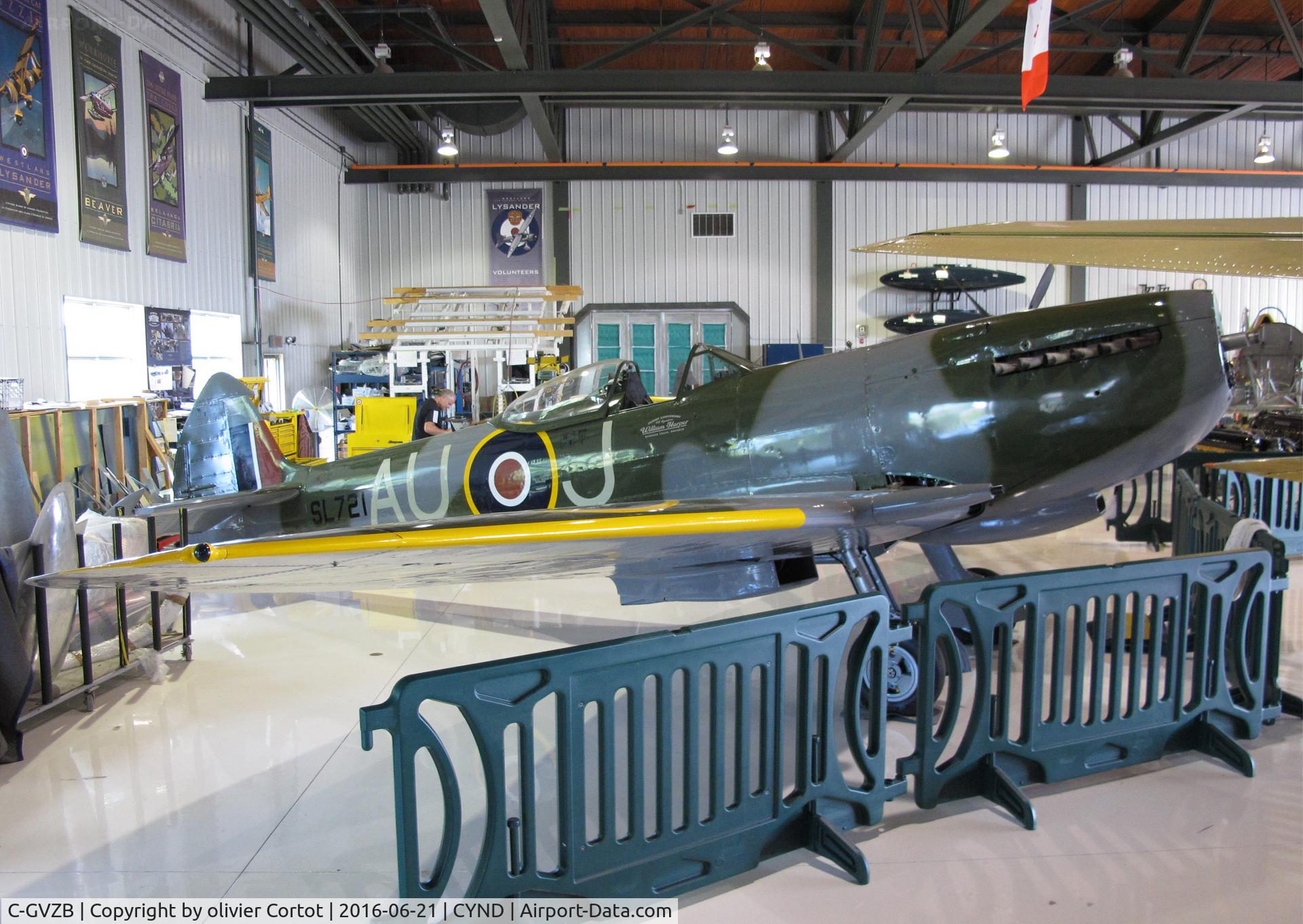 C-GVZB, 1945 Supermarine 361 Spitfire LF.XVIe C/N CBAF.IX.4756, 2016