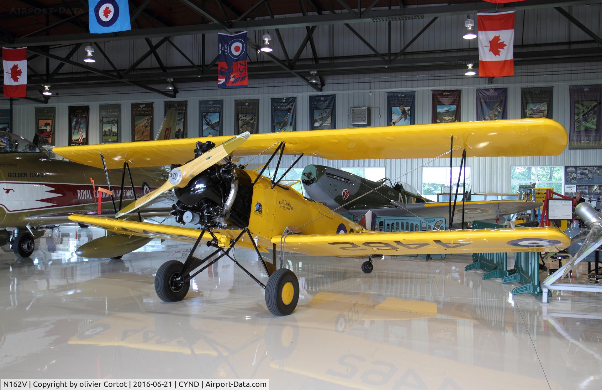 N162V, Fleet 16B Finch II C/N 284, Vintade wings of Canada