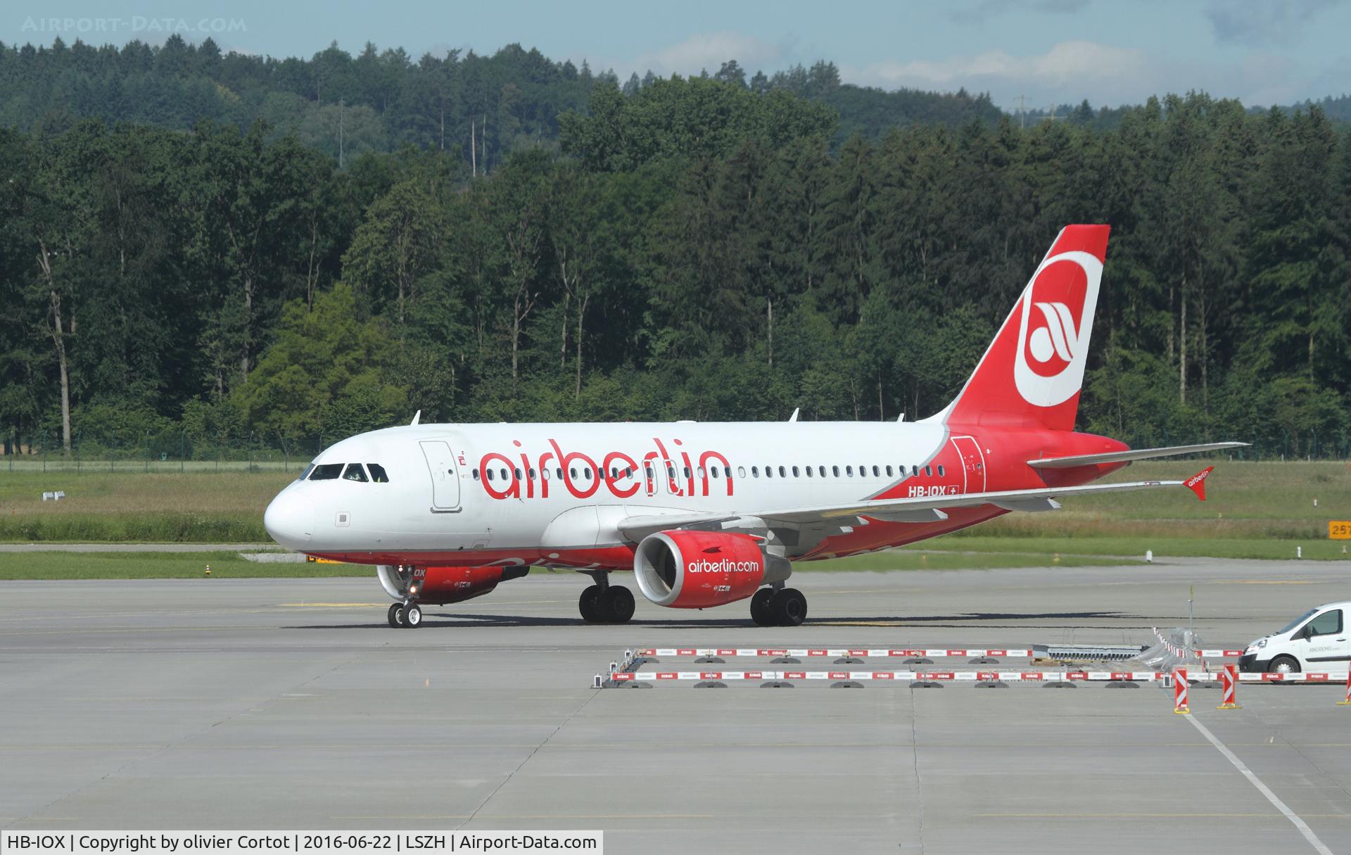 HB-IOX, 2008 Airbus A319-112 C/N 3604, june 2016