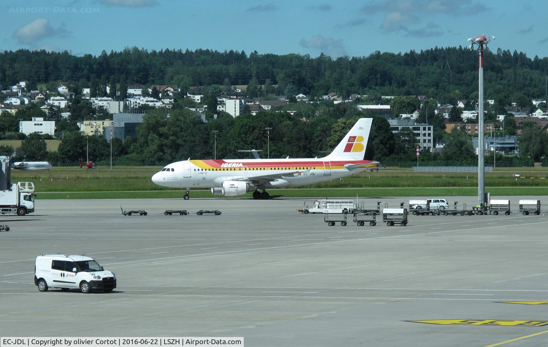 EC-JDL, 2004 Airbus A319-111 C/N 2365, june 2016