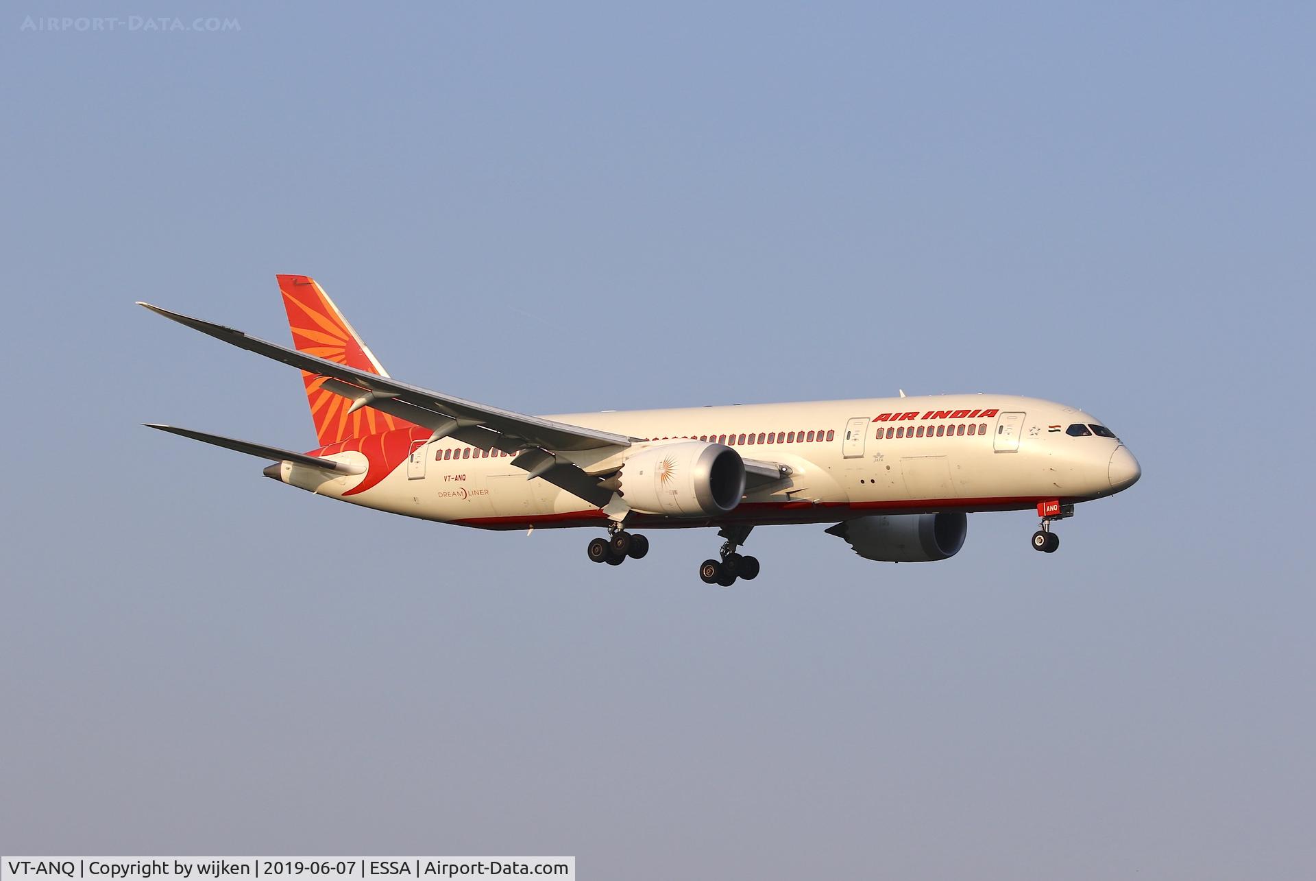 VT-ANQ, 2014 Boeing 787-8 Dreamliner C/N 36288, RWY 19L