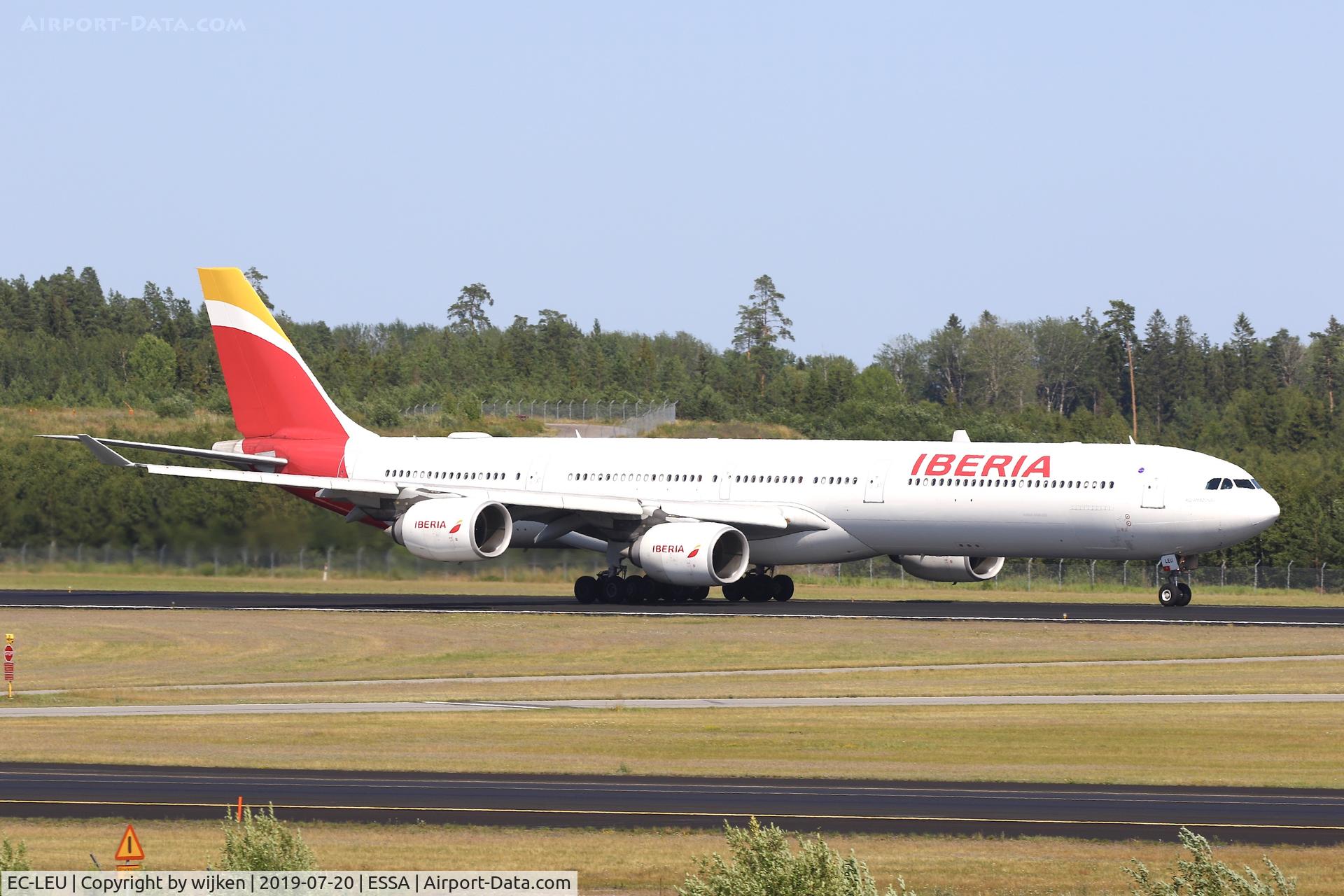 EC-LEU, 2009 Airbus A340-642X C/N 960, RWY 19L