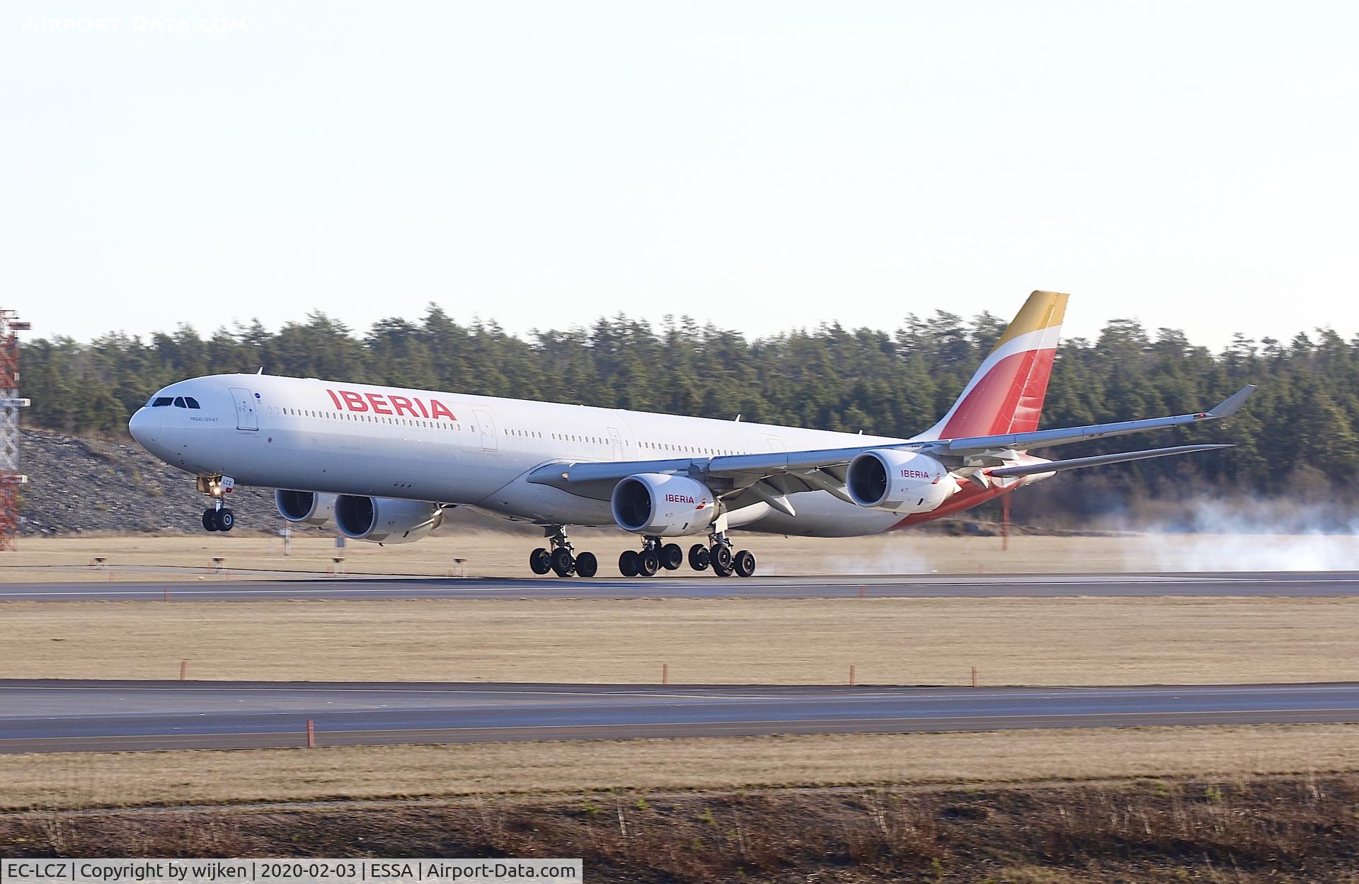 EC-LCZ, 2009 Airbus A340-642X C/N 993, RWY 01R