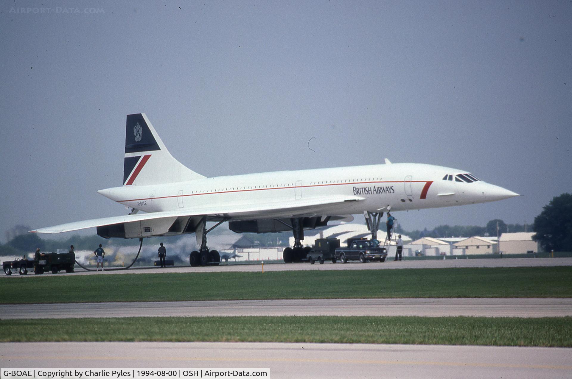 G-BOAE, 1977 Aerospatiale-BAC Concorde 1-102 C/N 100-012, Oshkosh 1994