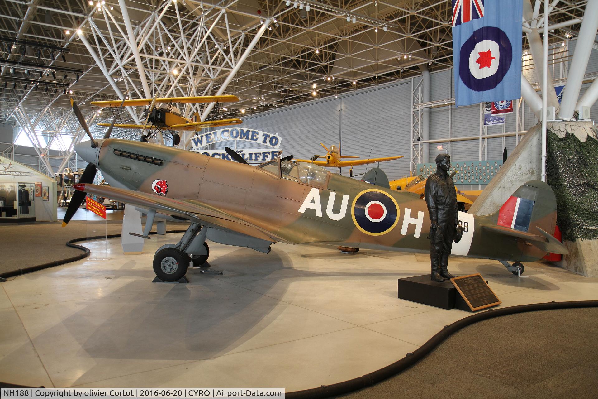 NH188, 1944 Supermarine 361 Spitfire LF.IXc C/N CBAF.IX.2161, june 2016