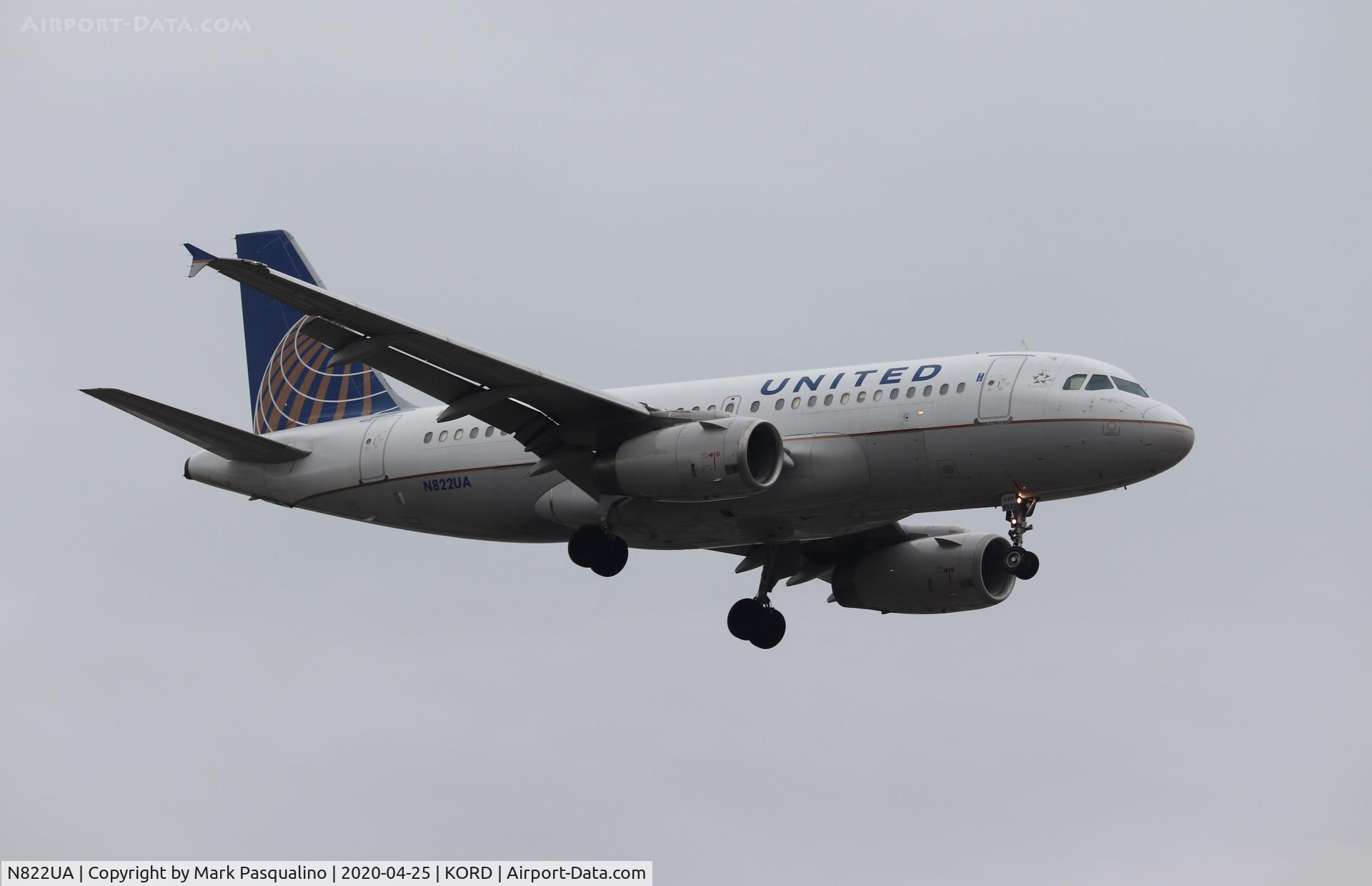 N822UA, 1998 Airbus A319-131 C/N 948, Airbus A319-131