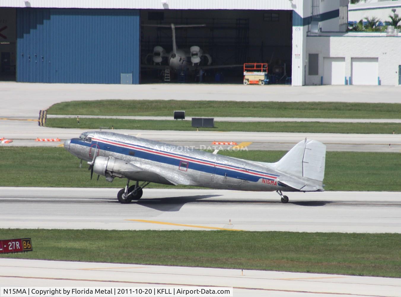 N15MA, 1943 Douglas DC3C-S1C3G (C-47A) C/N 19286, FLL spotting