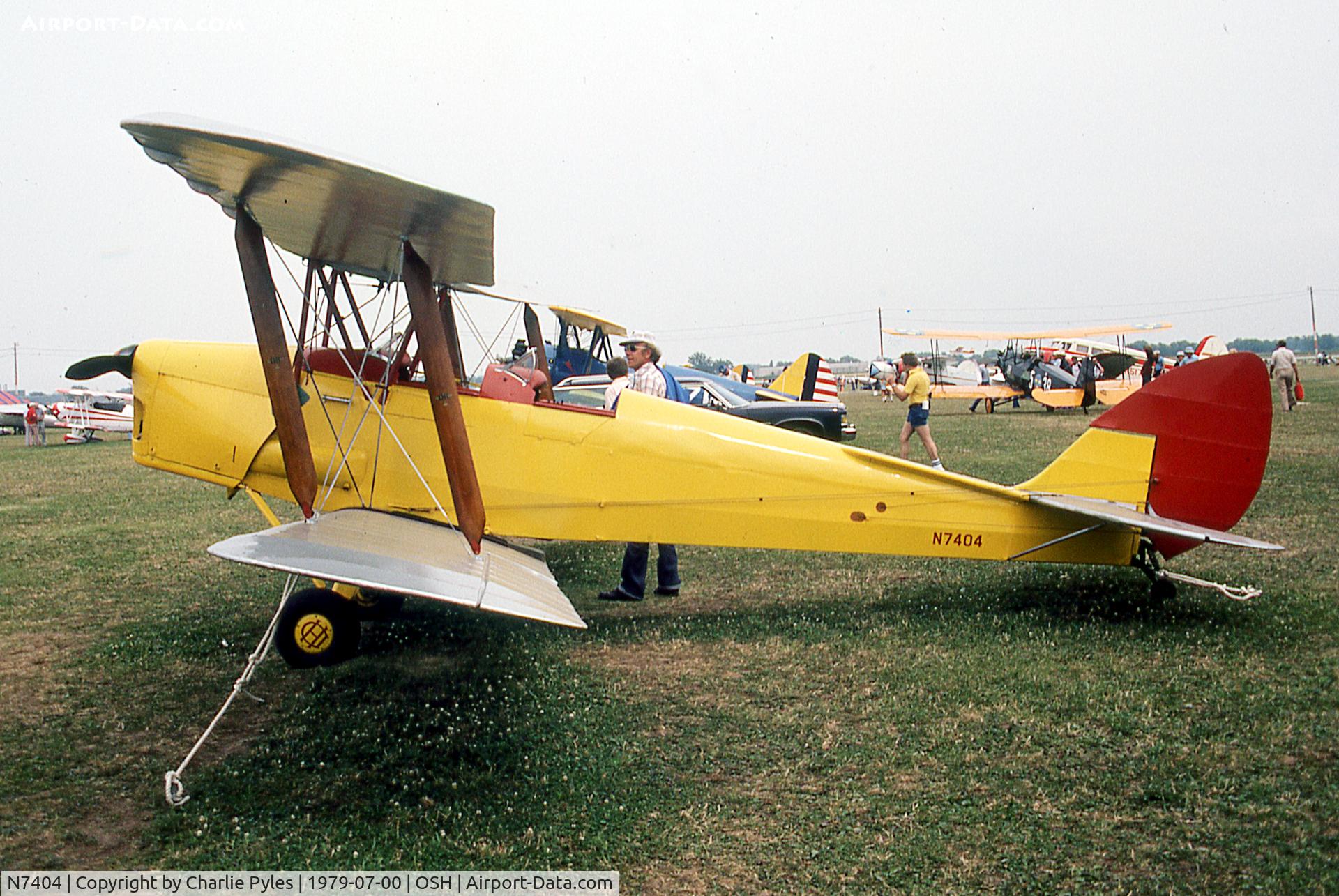 N7404, 1943 De Havilland DH-82A Tiger Moth II C/N 83580, Tiger Moth