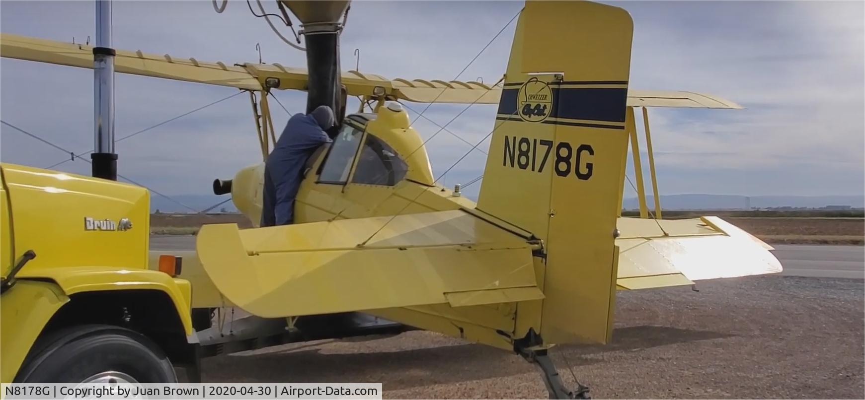 N8178G, 1988 Schweizer Aircraft Corp G164B-34T C/N 796B, Preping to spray rice field CA.