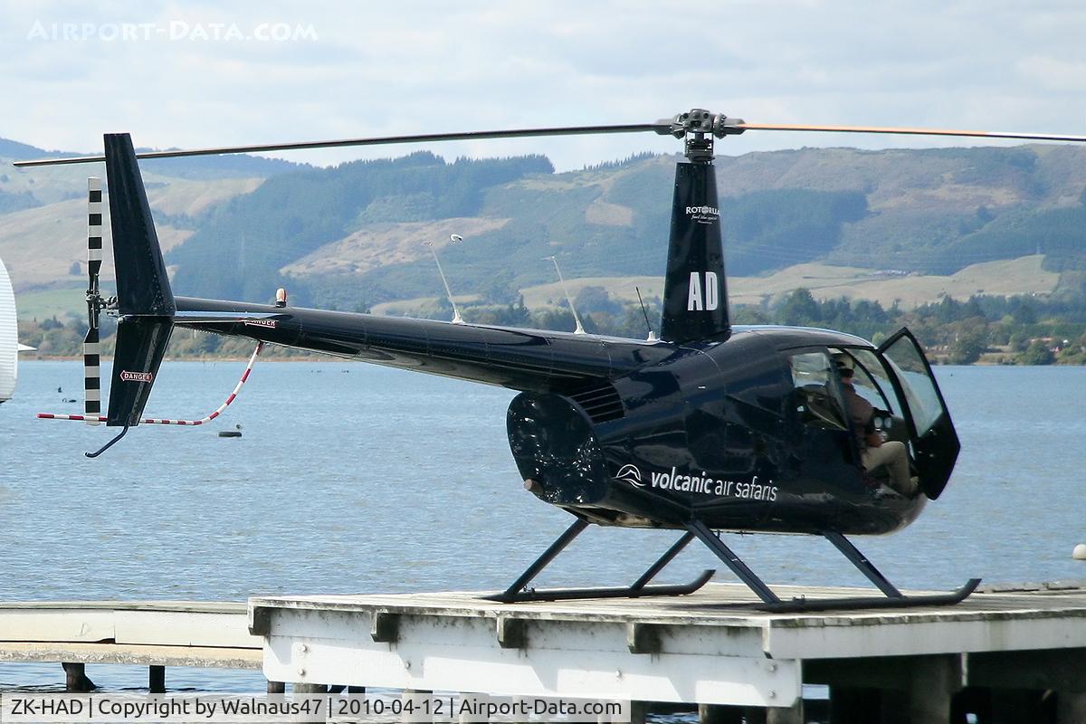 ZK-HAD, 2007 Robinson R44 II C/N 11986, Rear Stbd view of Black livery Robinson R44 II ZK-HAD Cn 11986, parked on a pontoon at Rotorua New Zealand on 12Apr2010.