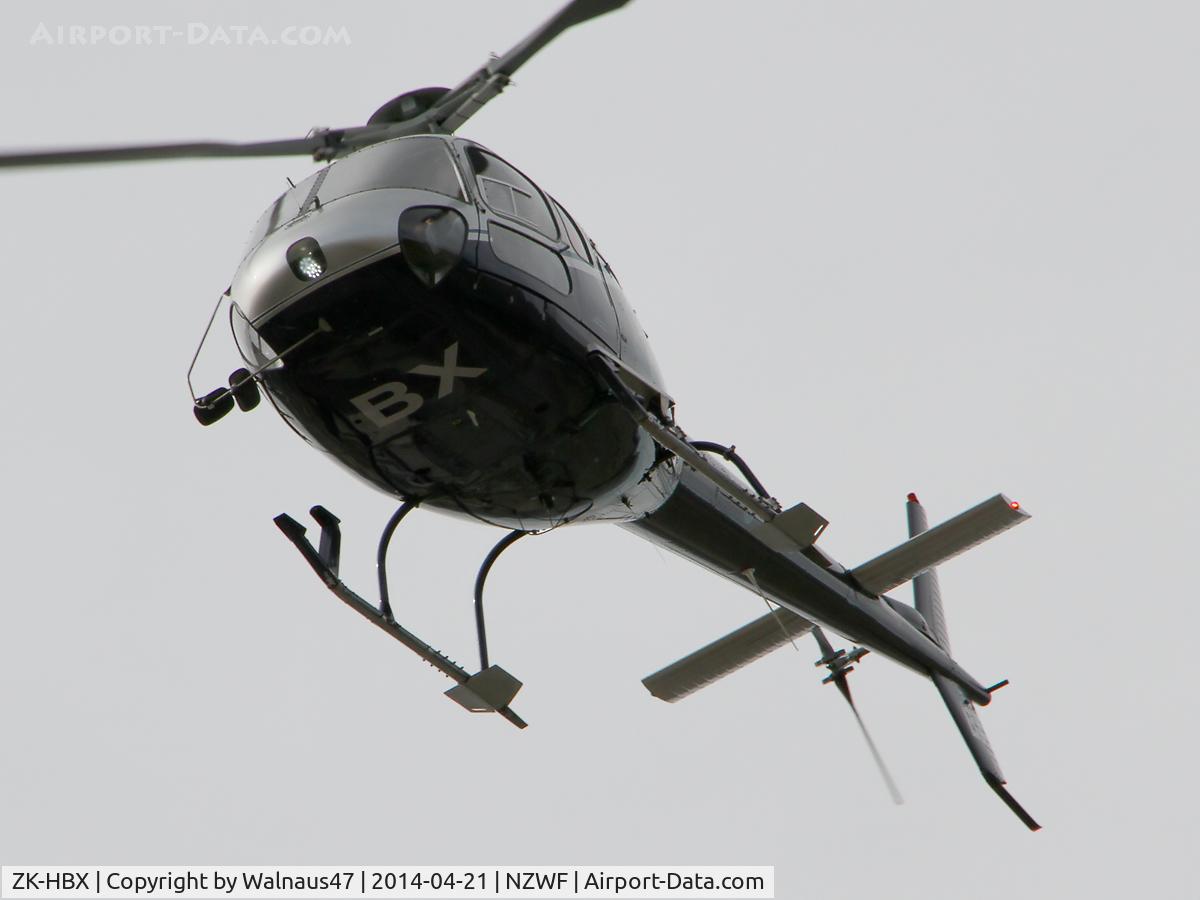 ZK-HBX, Aerospatiale AS-350BA Ecureuil C/N 1391, Close cropped view of Wanaka Helicopters Aerospatiale AS-350BA Ecureuil ZK-HBX Cn 1391 arriving at Wanaka NZWF 21Apr2014, during Warbirds Over Wanaka (WOW) 2014.