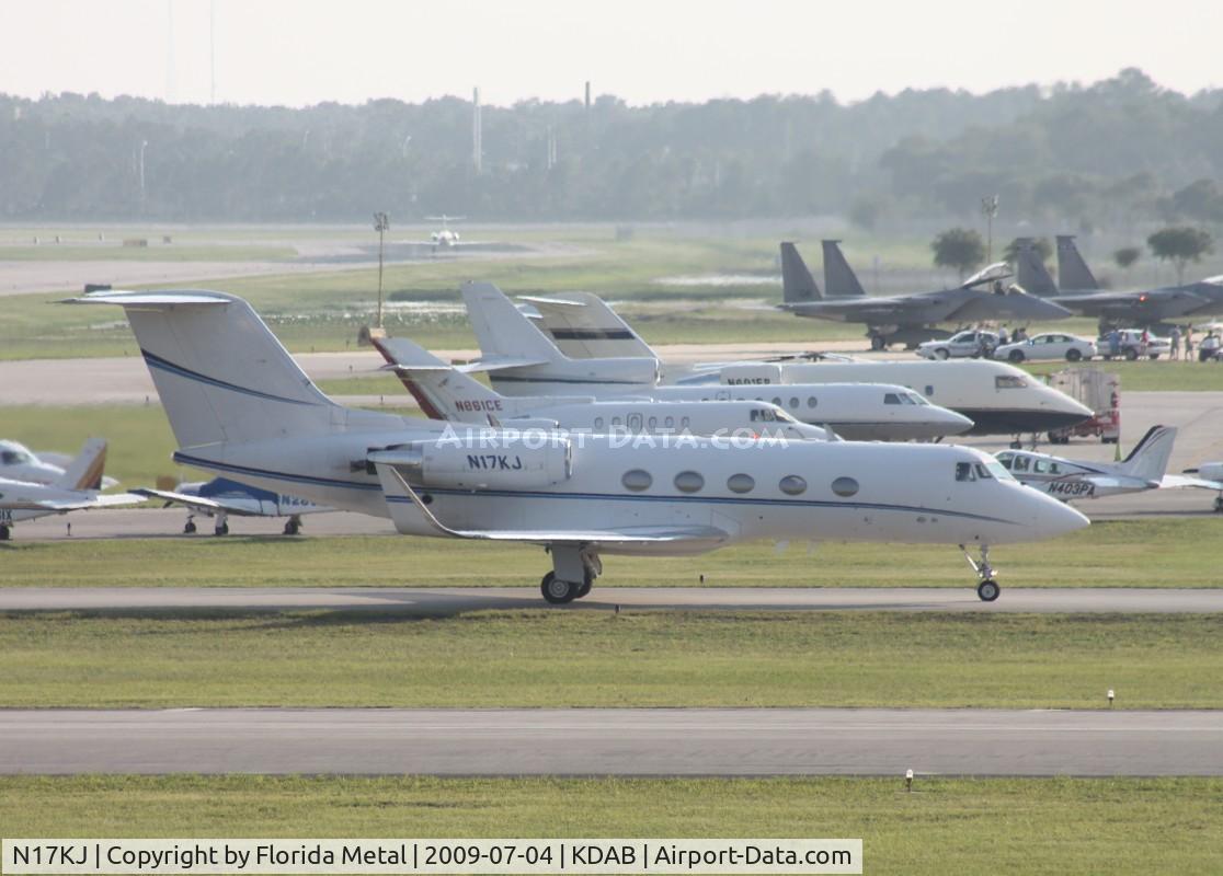 N17KJ, 1977 Grumman G-1159 C/N 200, DAB 2009