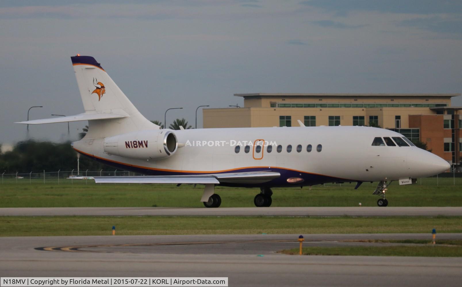 N18MV, 1996 Dassault Falcon 2000 C/N 24, ORL 2015