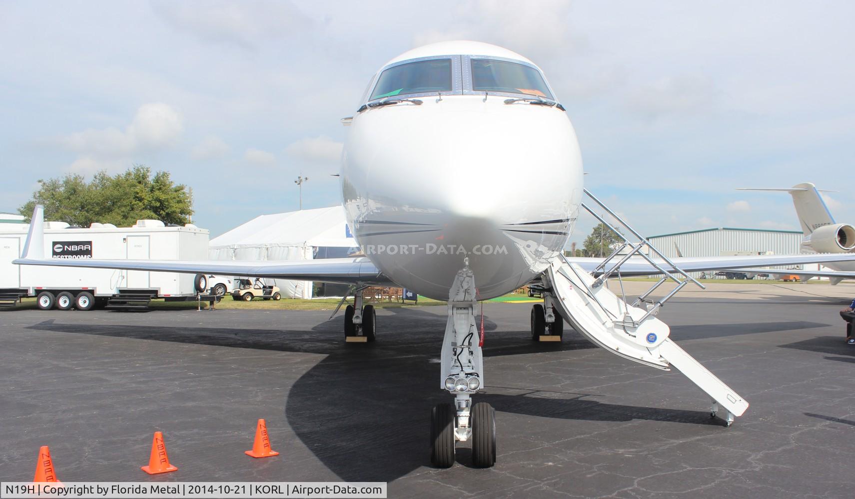 N19H, 1984 Gulfstream Aerospace G-1159A Gulfstream III C/N 416, NBAA 2014