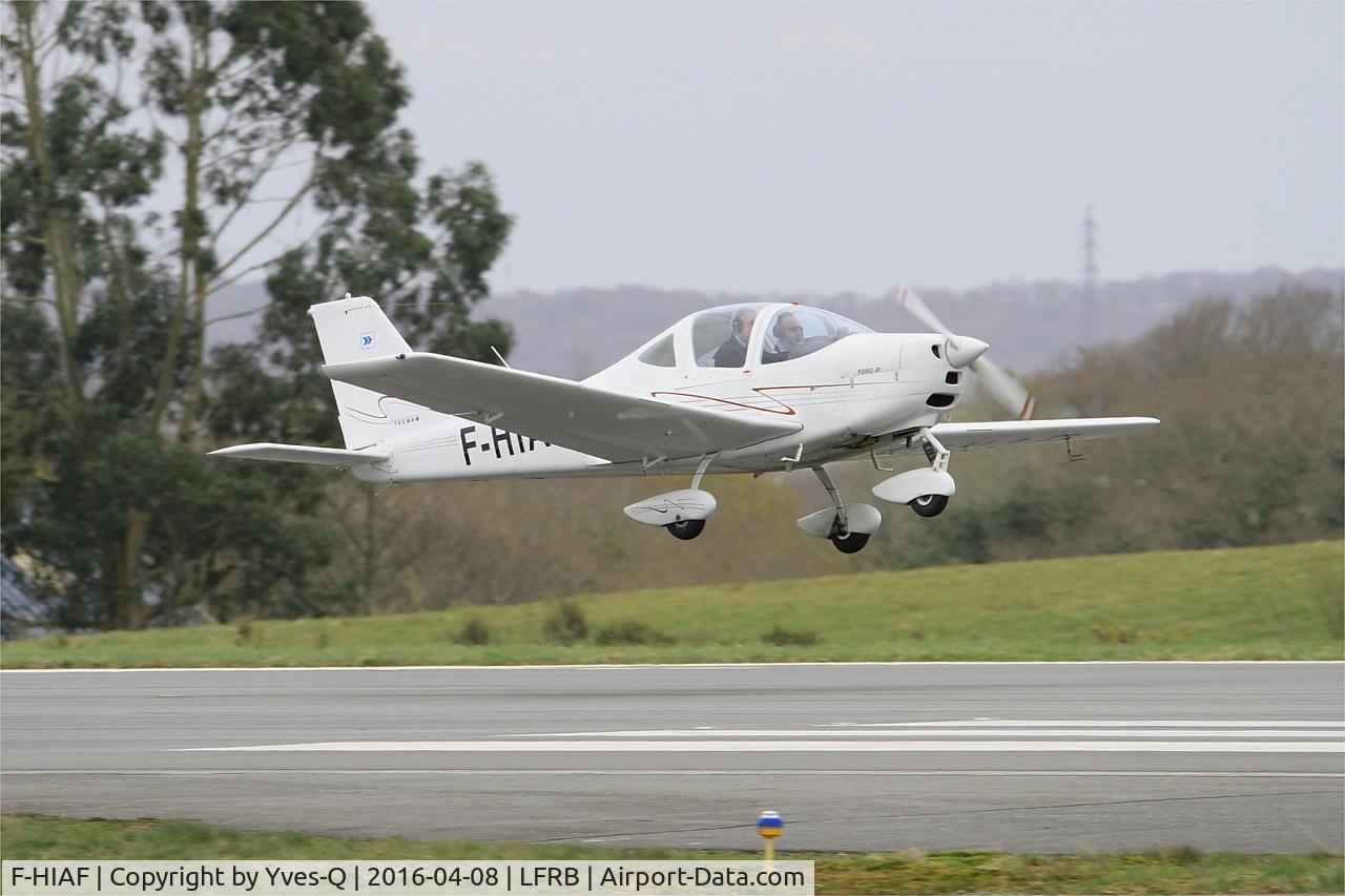 F-HIAF, Tecnam P-2002JF Sierra C/N Not Found F-HIAF, Tecnam P2002 JF, Landing rwy 25L, Brest-Bretagne Airport (LFRB-BES)