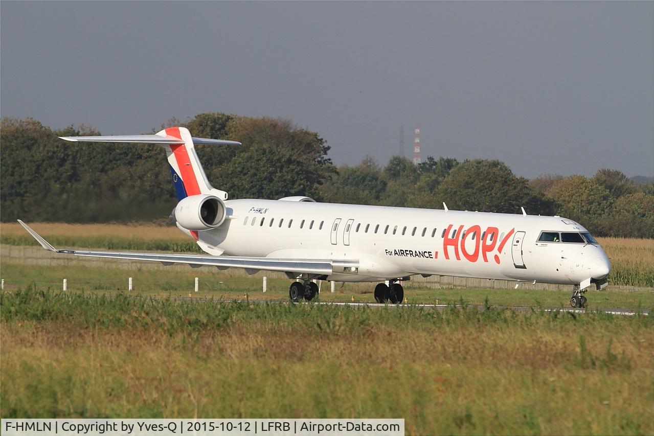 F-HMLN, 2012 Bombardier CRJ-1000EL NG (CL-600-2E25) C/N 19024, Bombardier CRJ-1000EL NG, Ready to take off rwy 07R, Brest-Bretagne Airport (LFRB-BES)