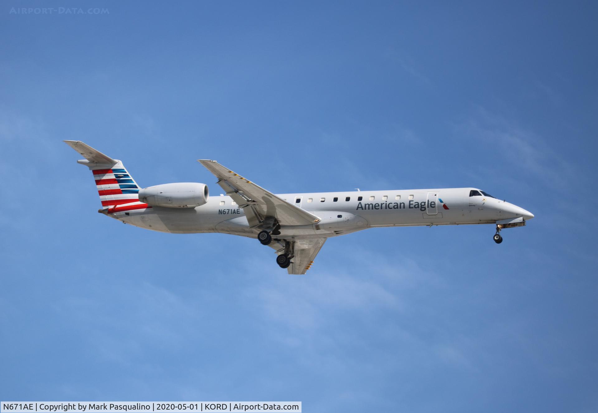 N671AE, 2004 Embraer ERJ-145LR (EMB-145LR) C/N 145793, EMB-145LR