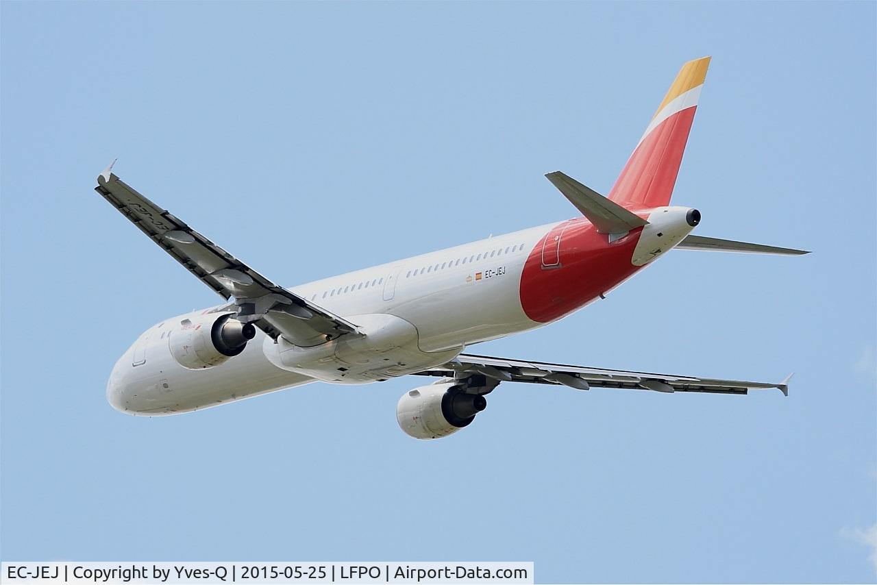 EC-JEJ, 2005 Airbus A321-211 C/N 2381, Airbus A321-211, Climbing from rwy 24, Paris-Orly airport (LFPO-ORY)
