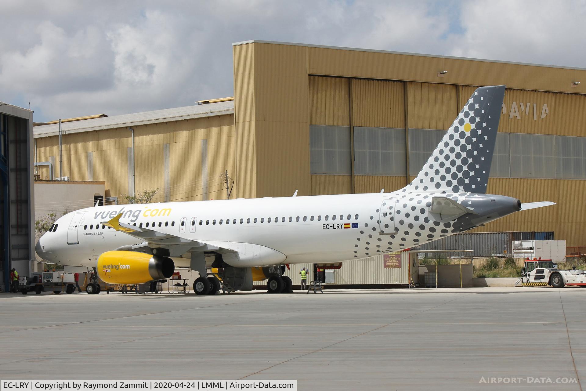 EC-LRY, 2002 Airbus A320-232 C/N 1862, A320 EC-LRY Vueling