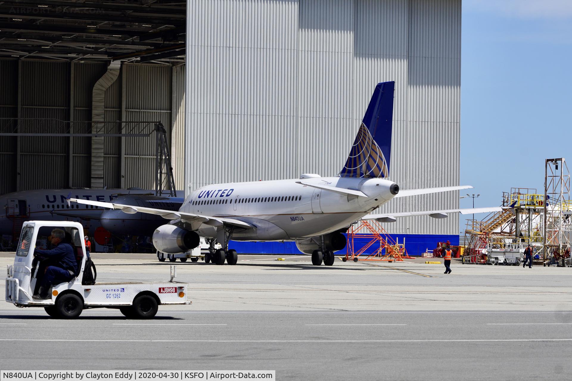 N840UA, 2001 Airbus A319-131 C/N 1522, SFO 2020.