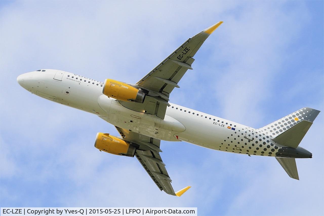 EC-LZE, 2013 Airbus A320-232 C/N 5885, Airbus A320-232, Climbing from rwy 24, Paris-Orly Airport (LFPO-ORY)