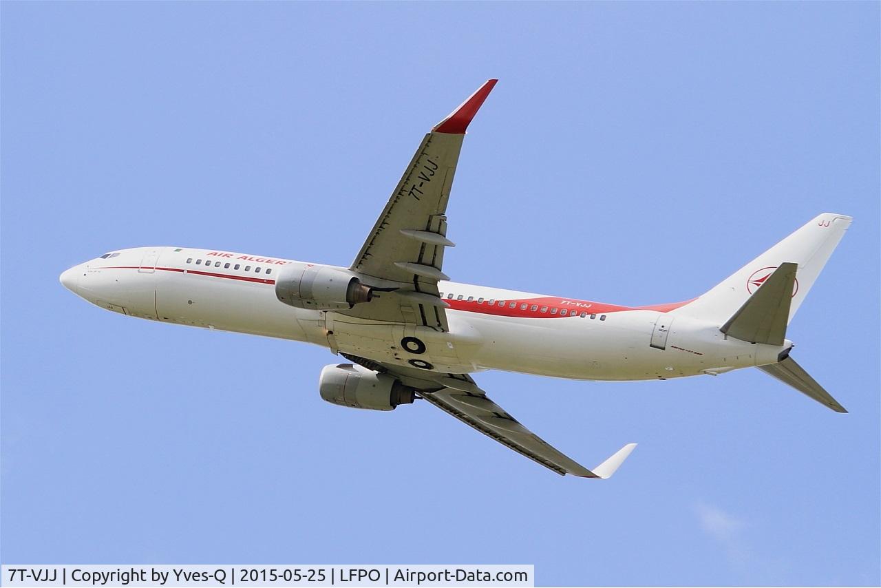 7T-VJJ, 2000 Boeing 737-8D6 C/N 30202, Boeing 737-8D6, Climbing from Rwy 24, Paris-Orly Airport (LFPO-ORY)