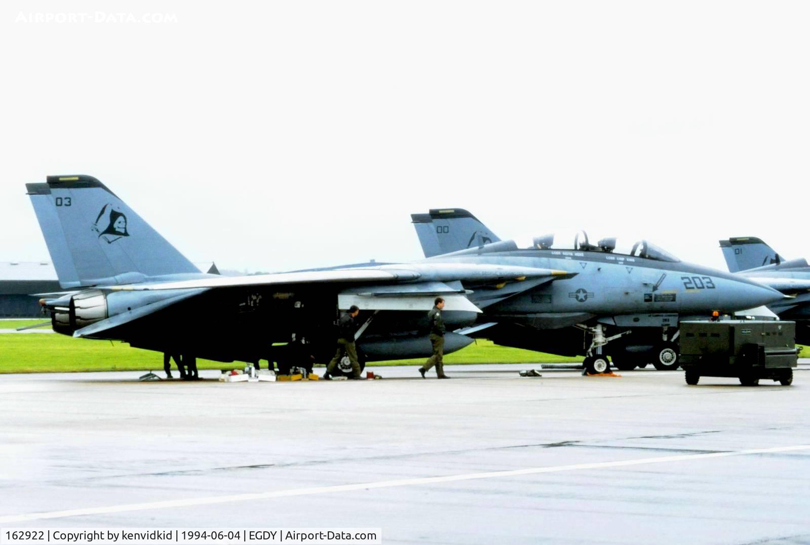 162922, 1982 Grumman F-14B Tomcat C/N 570, On static display at the RNAS Yeovilton 1994 50th Anniversary of D Day photocall. It rained all day.