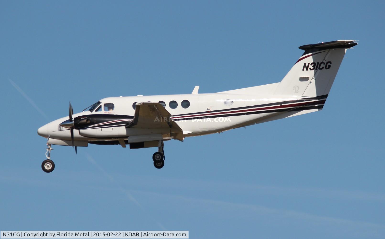 N31CG, 2006 Beech 200 Super King Air C/N BB-1946, DAB 2015