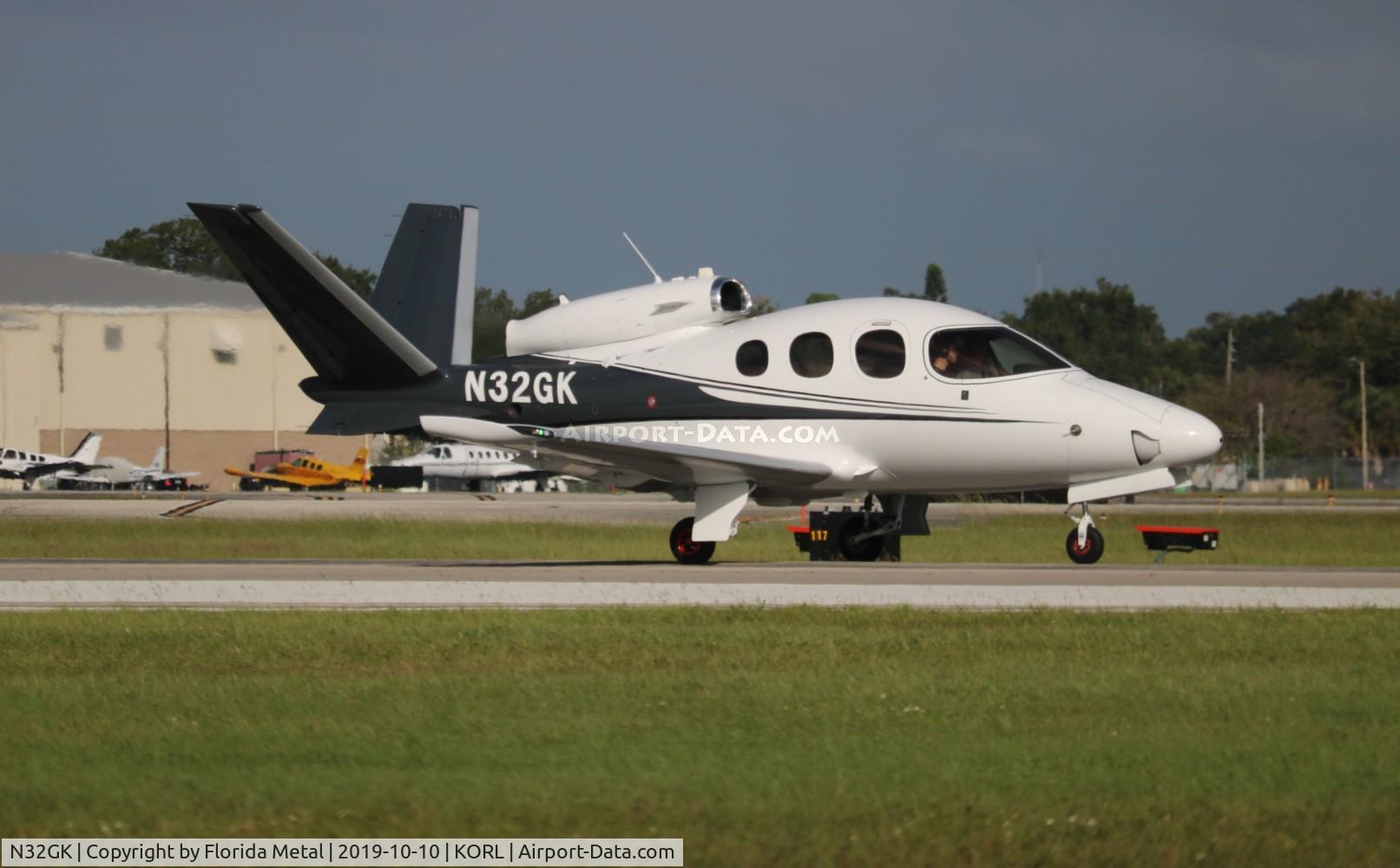 N32GK, 2017 Cirrus SF50 Vision C/N 0026, ORL 2019