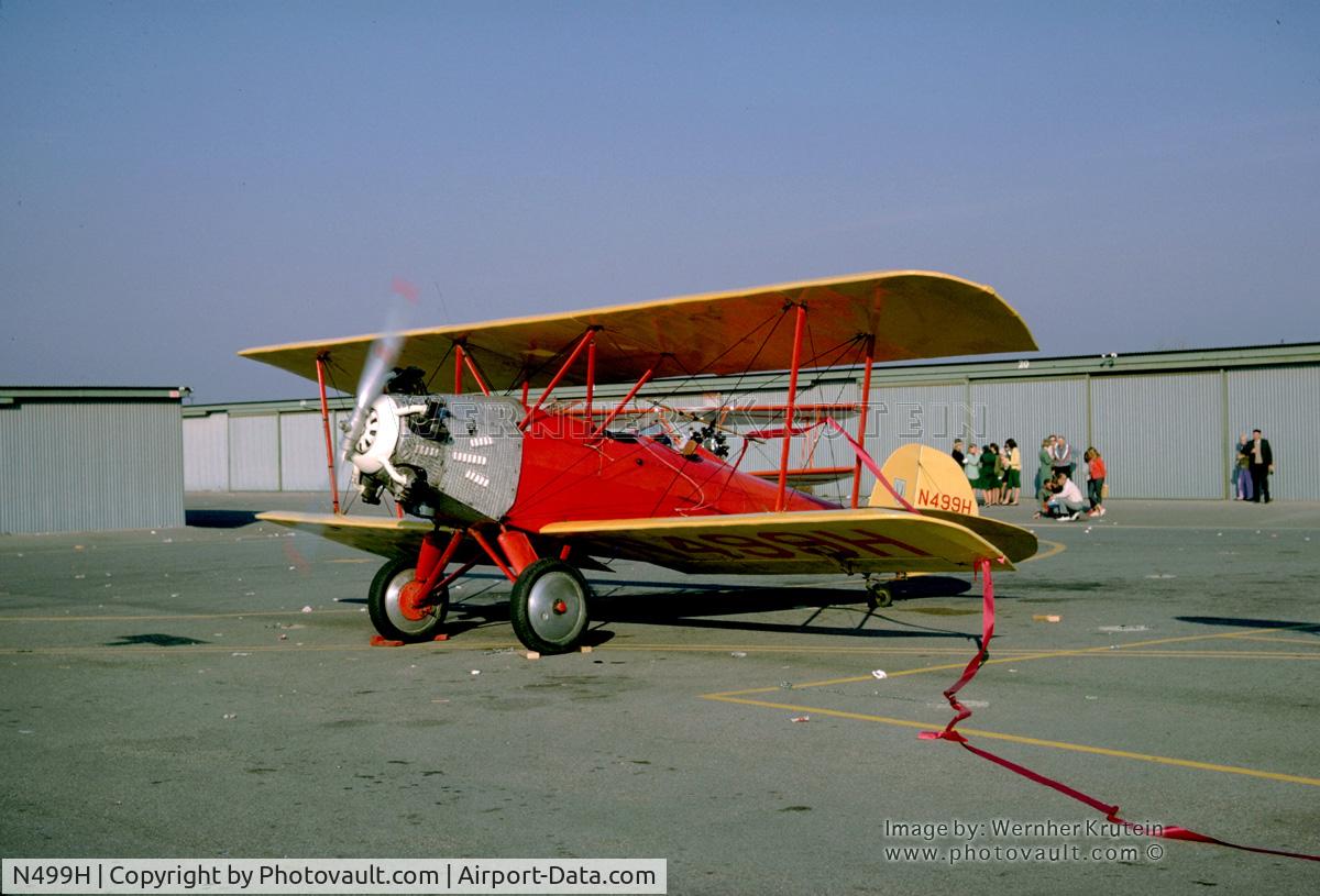 N499H, 1930 Detroit PARKS P2A C/N 101, N499H after and airshow in June 1965