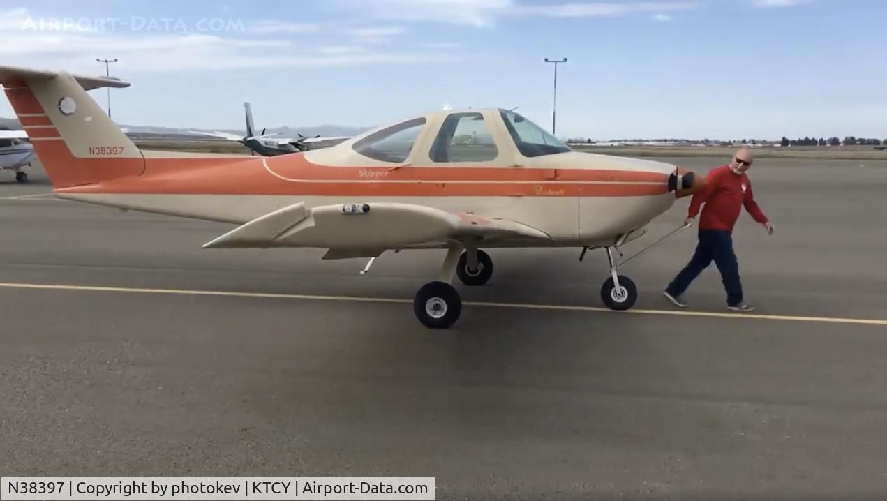 N38397, 1981 Beech 77 Skipper Skipper C/N WA-232, At Tracey Airport