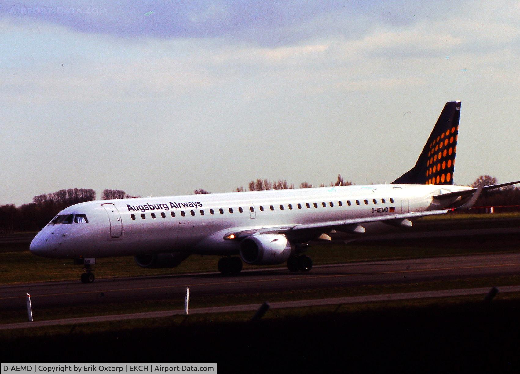 D-AEMD, 2009 Embraer 195LR (ERJ-190-200LR) C/N 19000305, D-AEMD landed rw 04L
Scanned slide