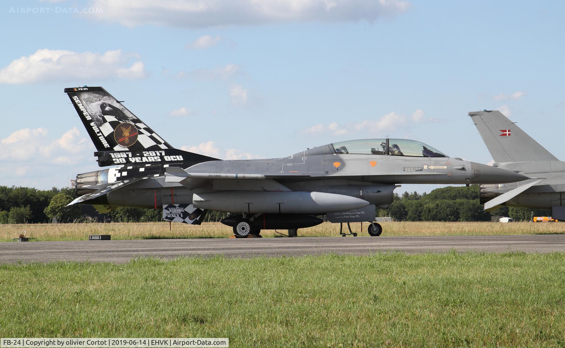 FB-24, General Dynamics F-16BM Fighting Falcon C/N 6J-24, 2019 airshow