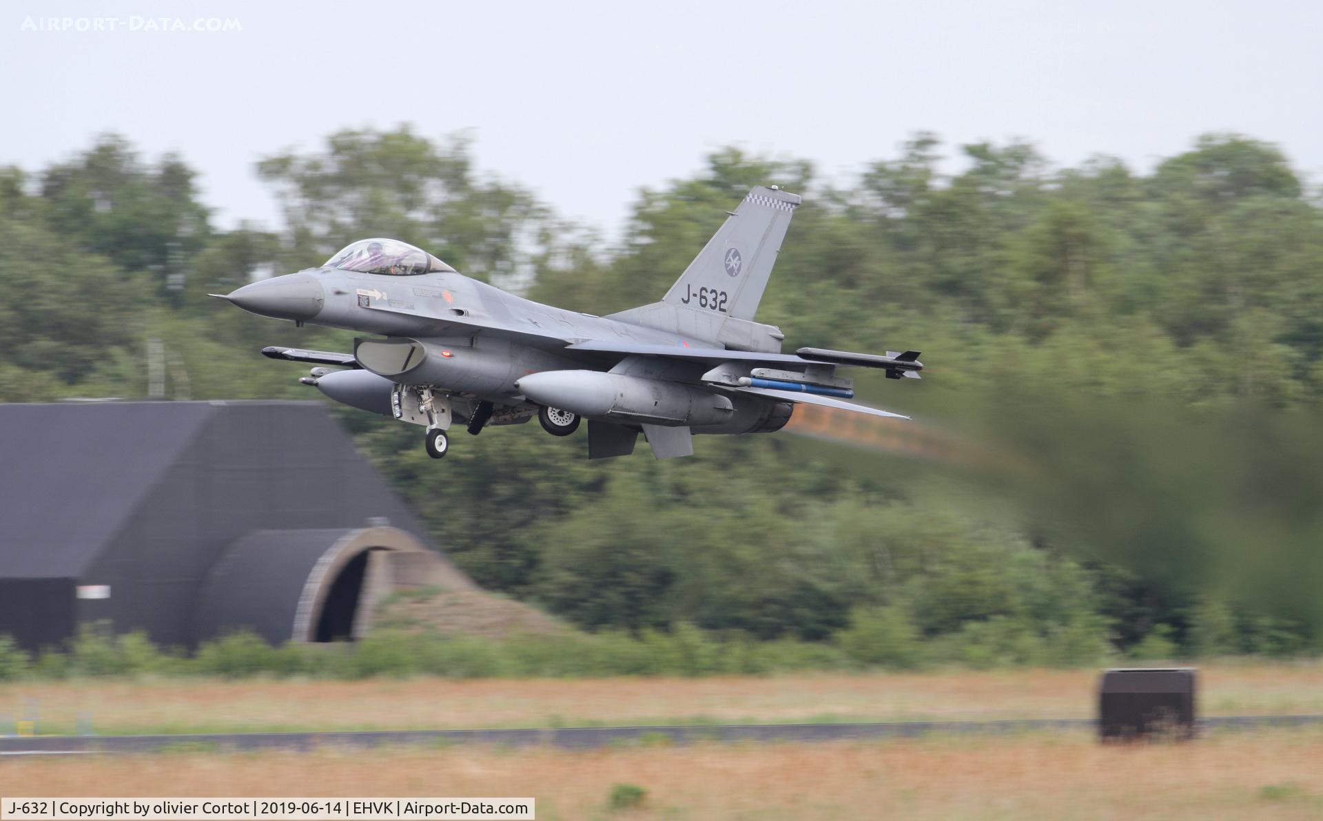 J-632, General Dynamics F-16A Fighting Falcon C/N 6D-64, 2019 airshow