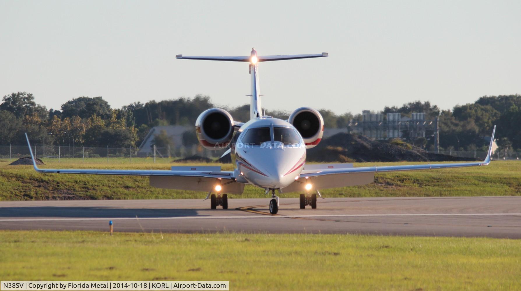 N38SV, 2001 Learjet Inc 60 C/N 229, NBAA 2014