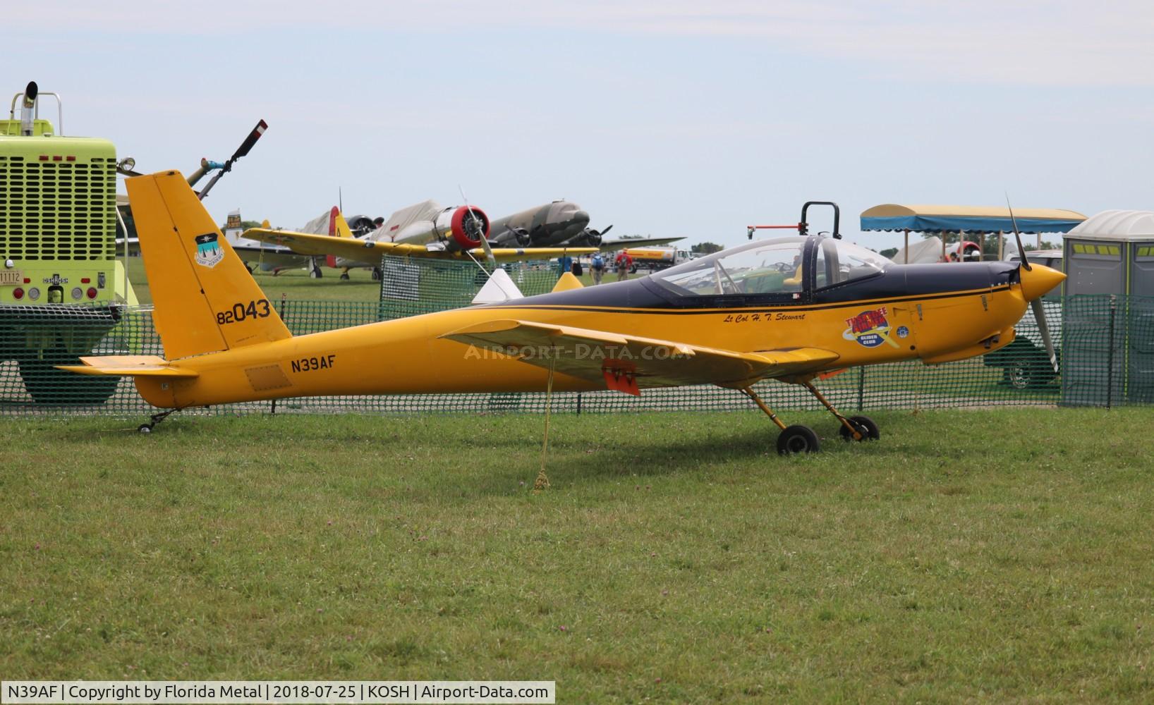 N39AF, 1983 Schweizer SGM 2-37 C/N 9, Air Venture 2018