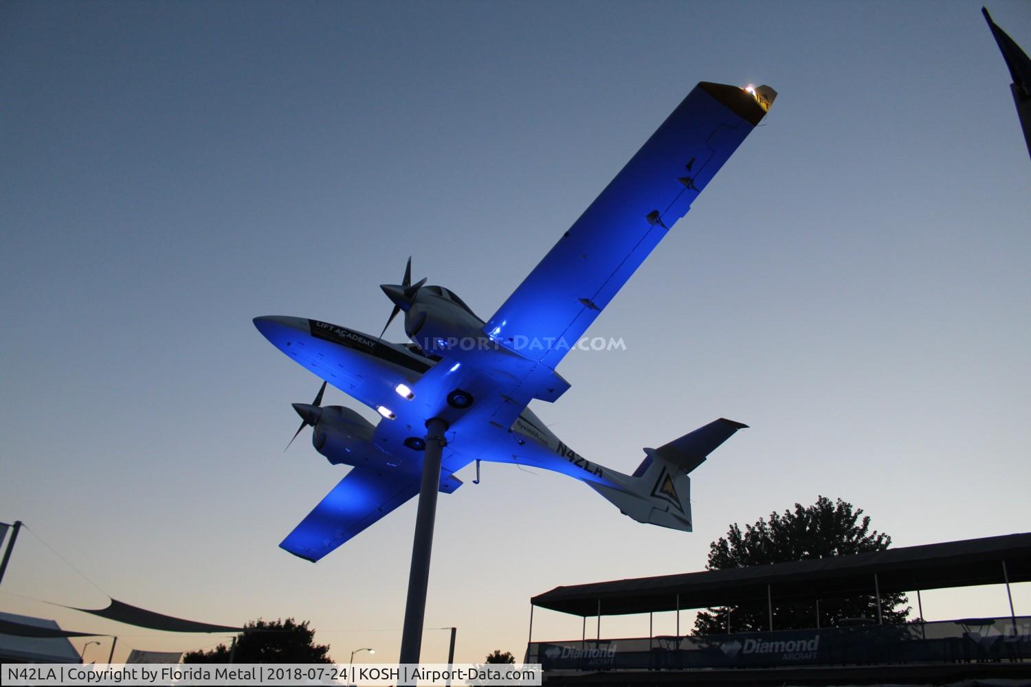 N42LA, 2005 Diamond DA-42-NG Twin Star Twin Star C/N 42.063, Air Venture 2018