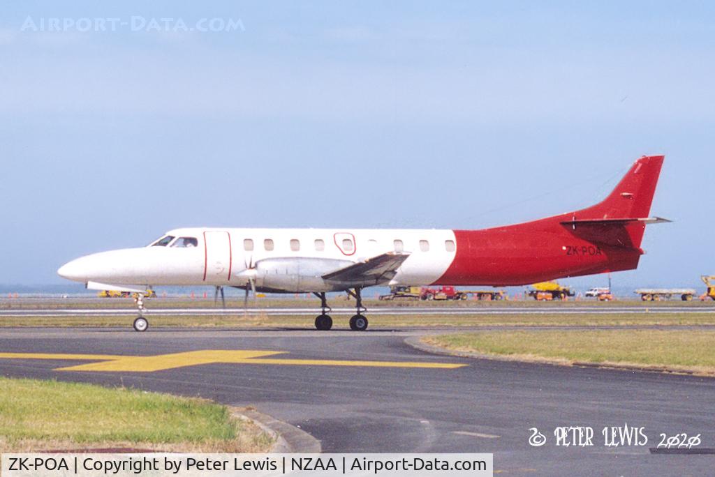 ZK-POA, 1983 Fairchild SA-227AC Metro III C/N AC-551, Airwork Holdings Ltd., Papakura - 2005