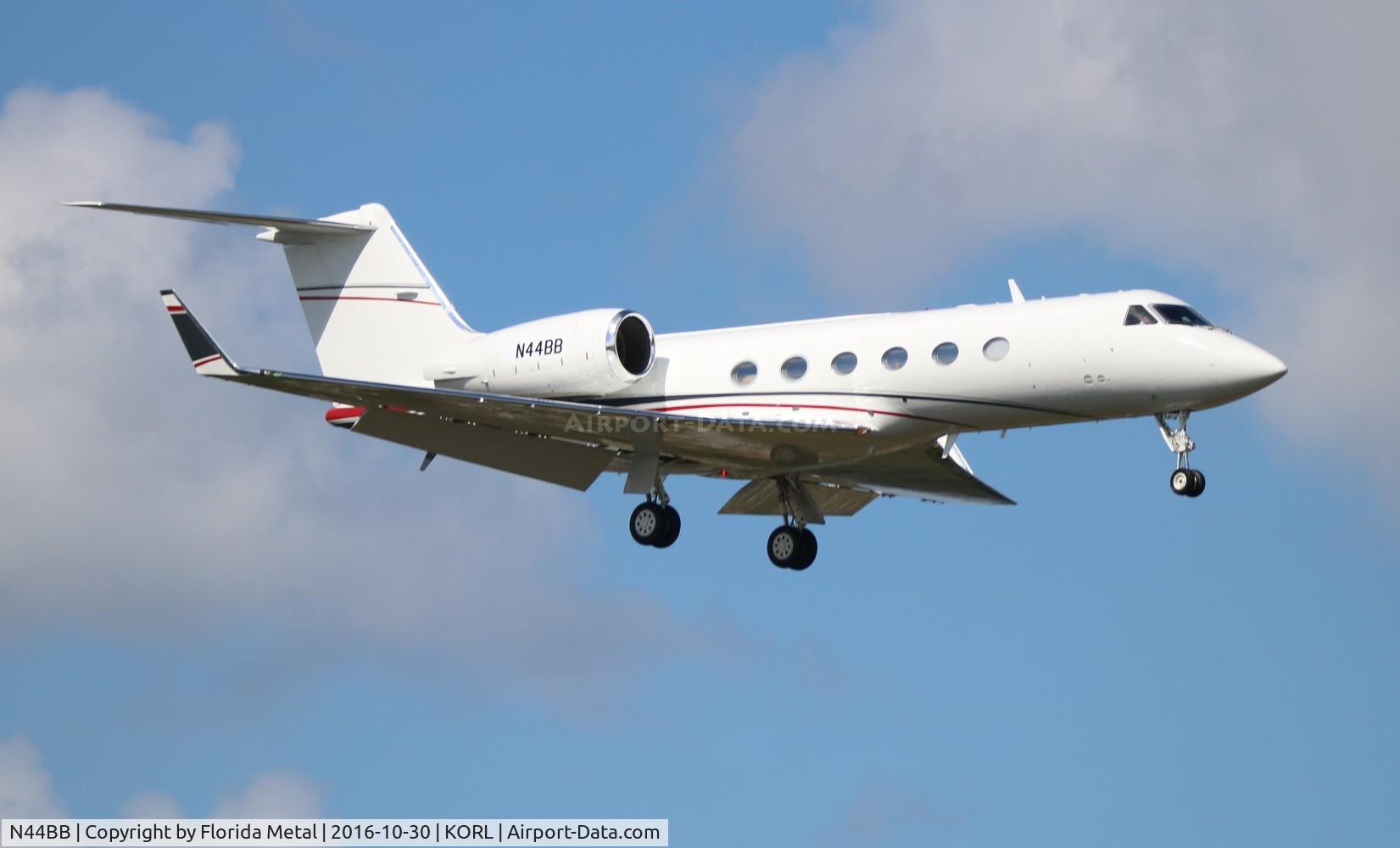 N44BB, 1987 Gulfstream Aerospace G-IV C/N 1024, NBAA 2016